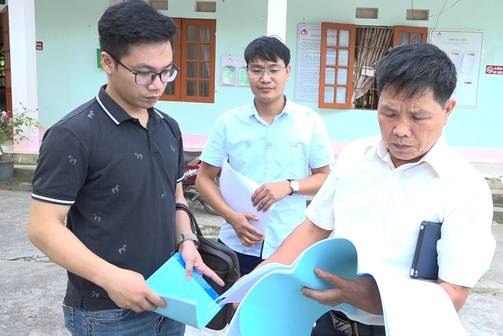 Đại biểu HĐND huyện giám sát tại xã Chế Là và xã Nàn Ma