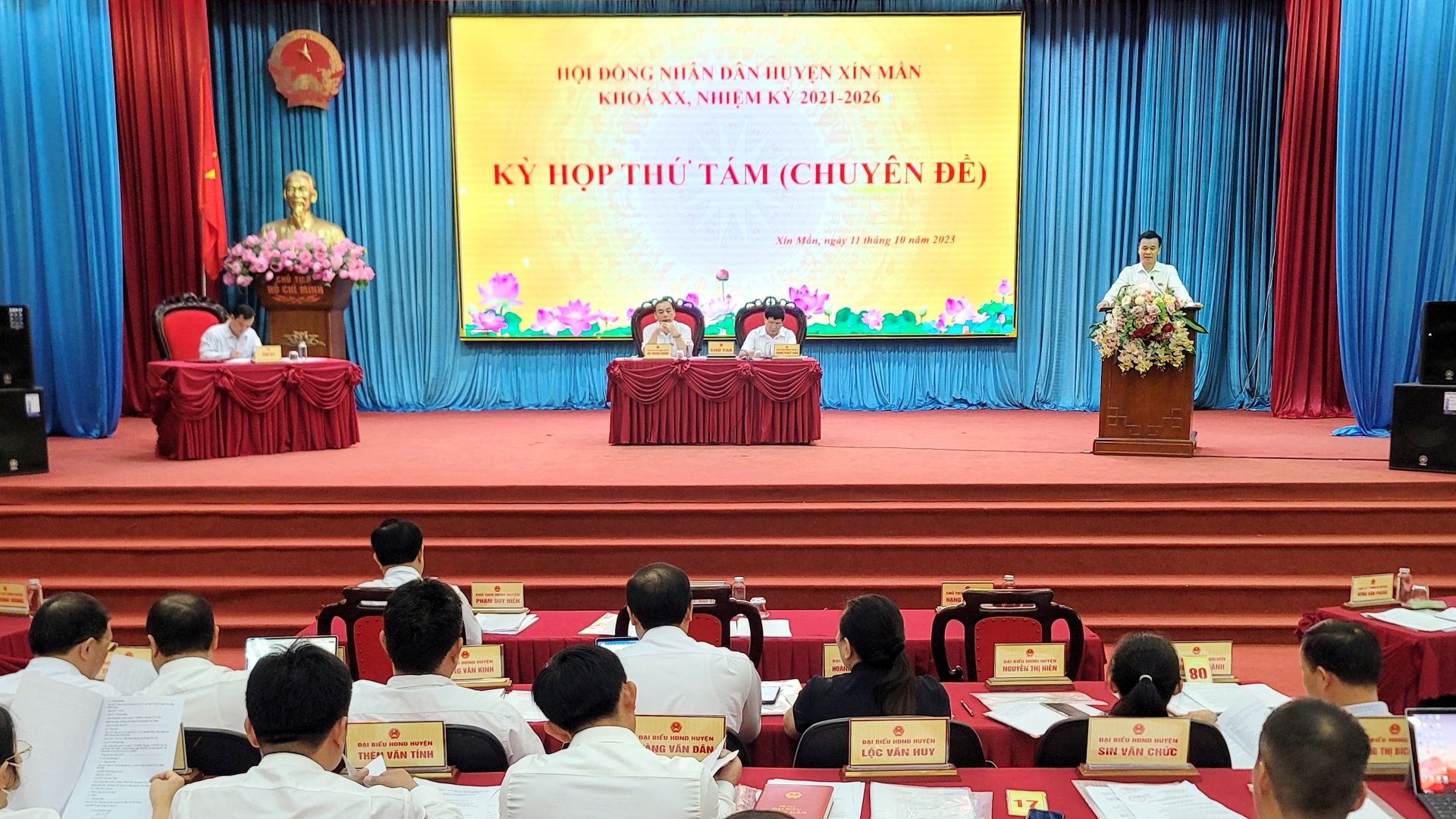 Kỳ họp thứ Tám HĐND huyện Xín Mần (Chuyên đề)