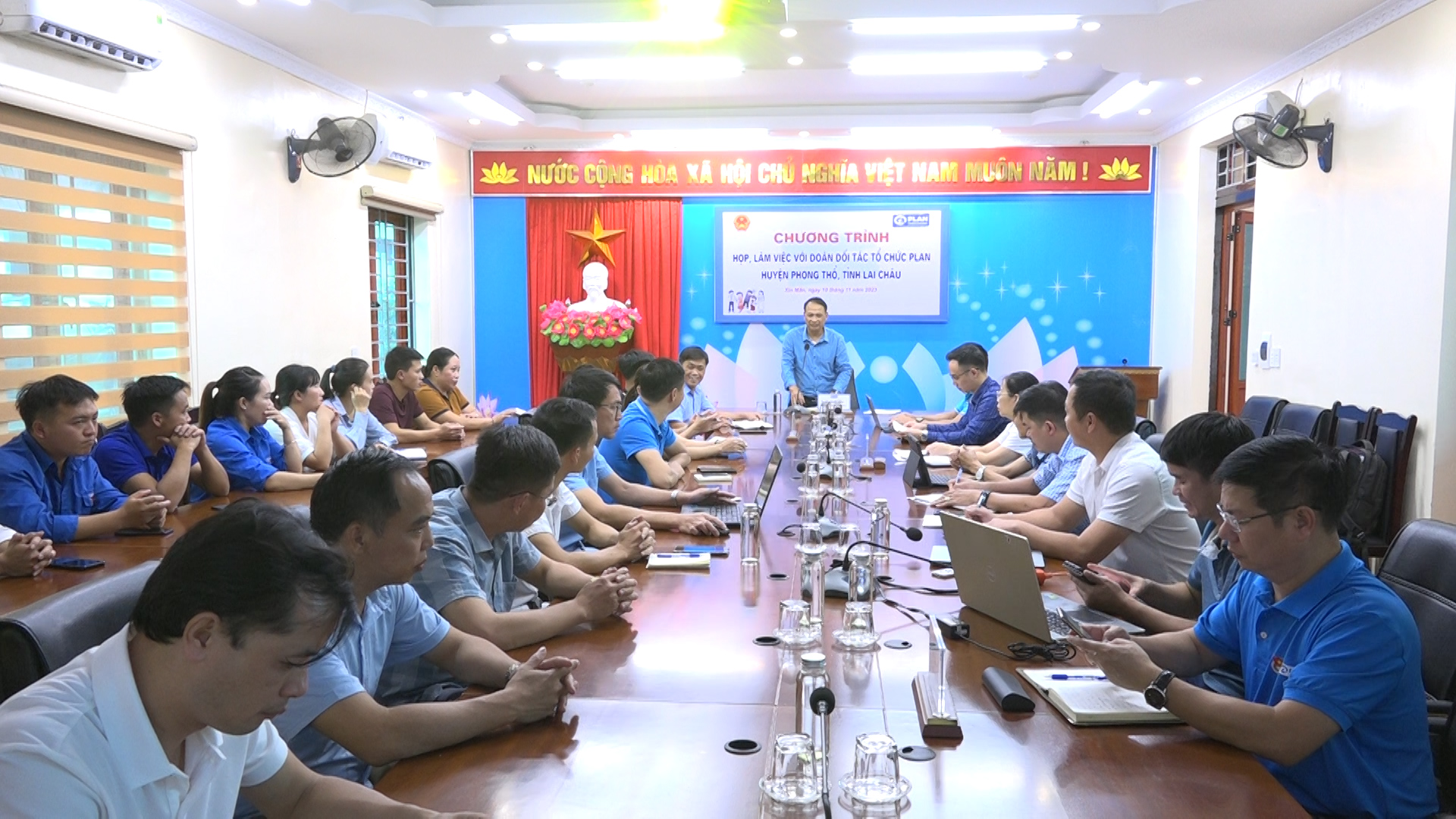 Xín Mần họp, làm việc với Đoàn đối tác Plan huyện Phong Thổ, tỉnh Lai Châu