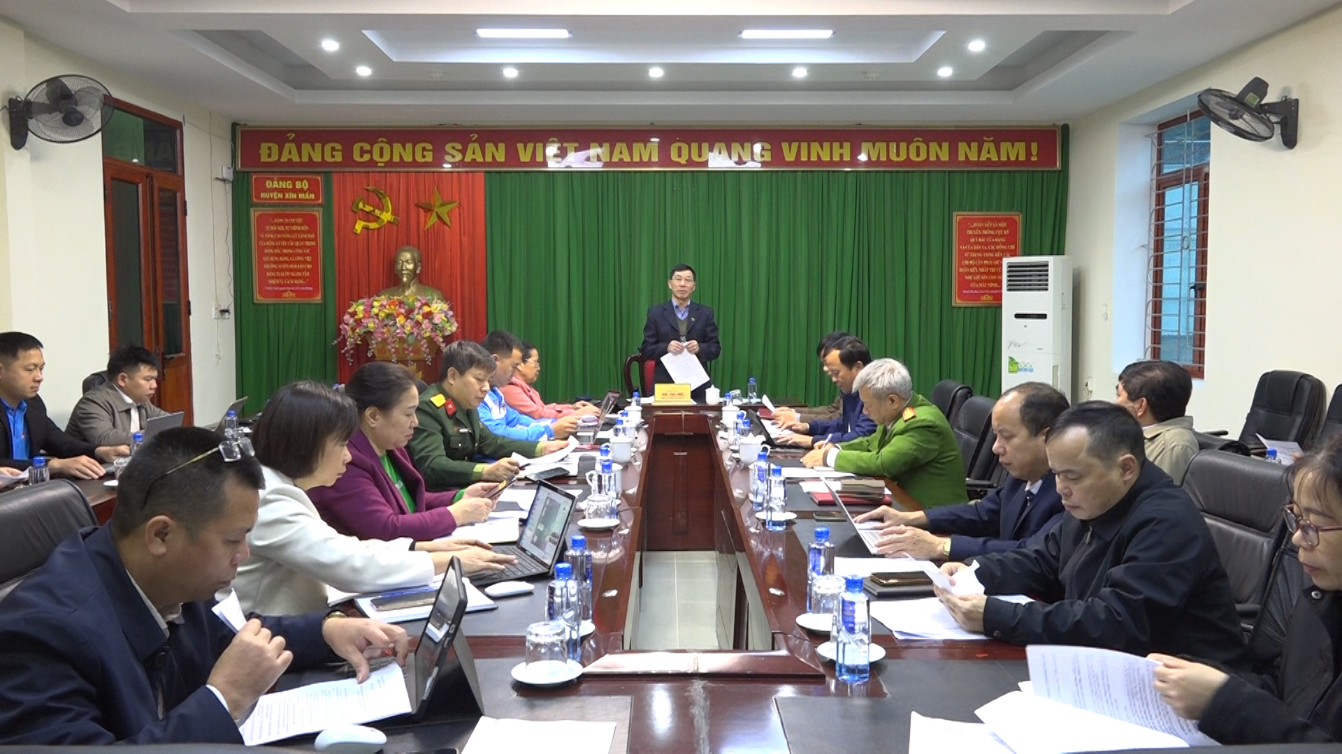 Họp Ban chỉ đạo Đại hội Hội LHTN Việt Nam huyện Xín Mần, nhiệm kỳ 2024-2029