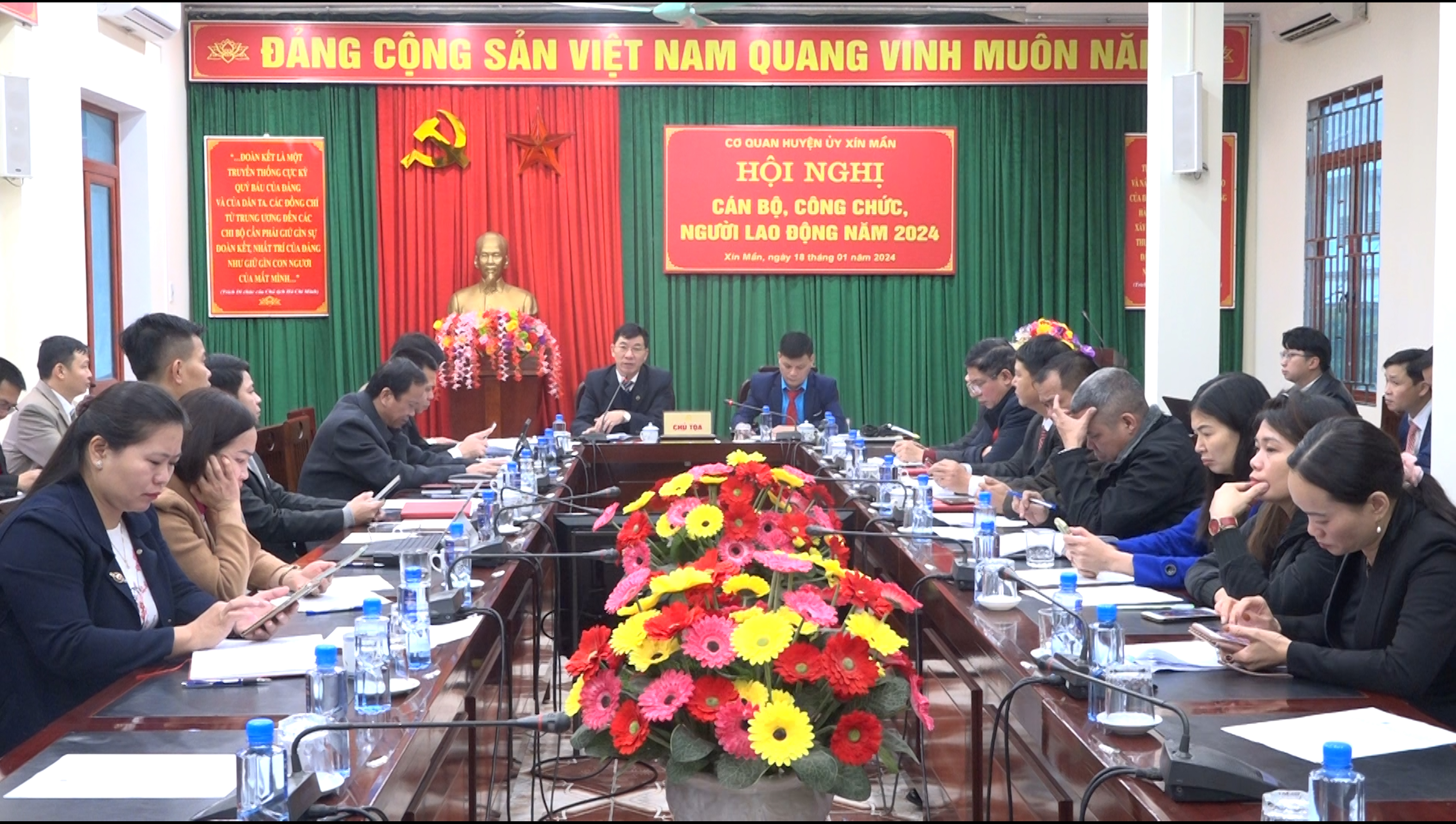 Công đoàn Khối Đảng Huyện uỷ Xín Mần tổ chức hội nghị cán bộ, công chức, người lao động năm 2024