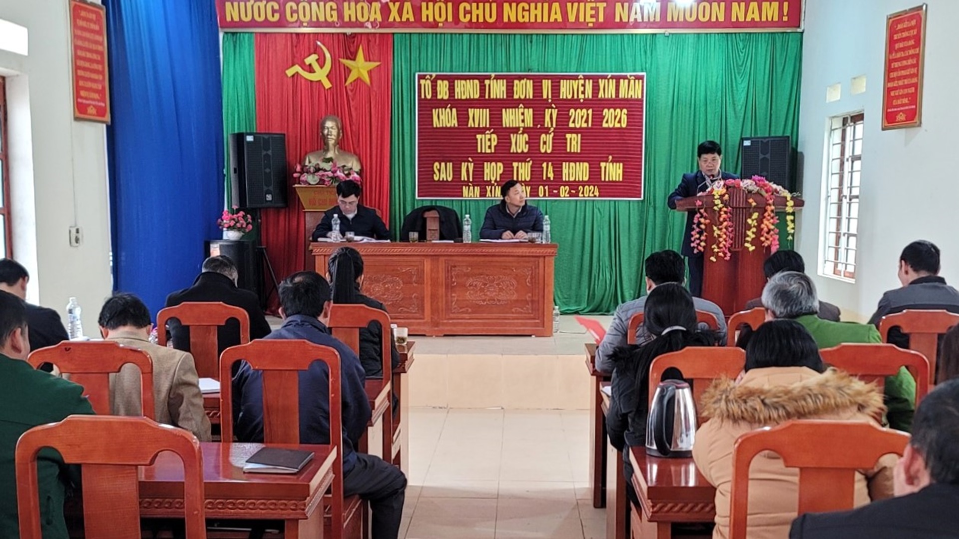 Tổ Đại biểu HĐND tỉnh tiếp xúc cử tri tại huyện Xín Mần