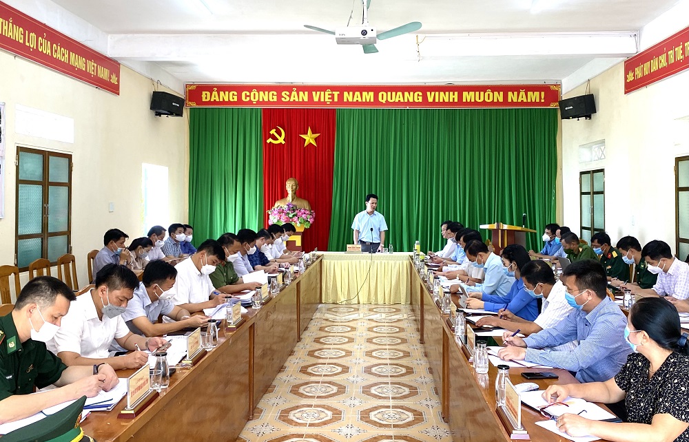 Bí thư tỉnh uỷ Hà Giang làm việc với Ban thường vụ huyện uỷ Xín Mần