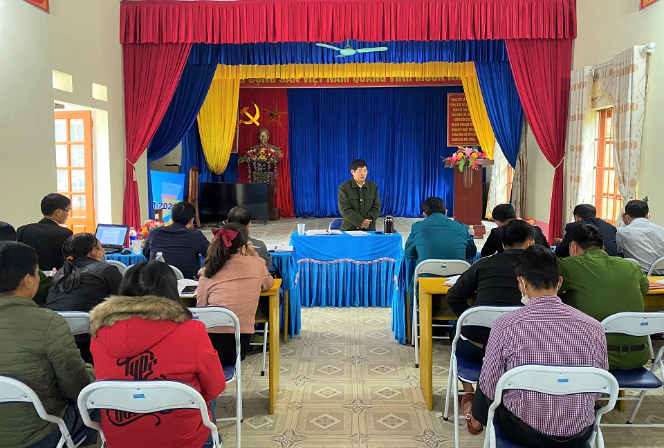 Thường trực HĐND huyện Xín Mần giám sát tại xã Chế Là