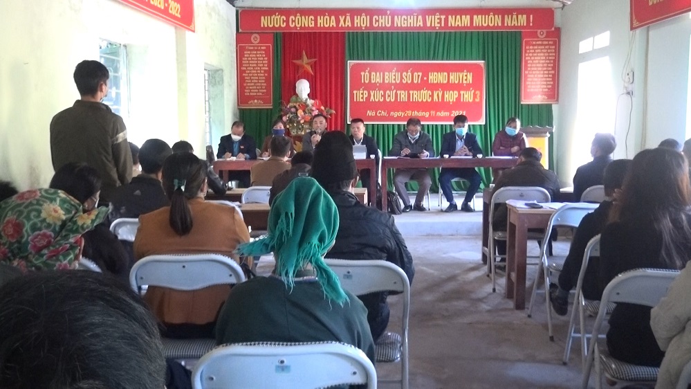 Đại biểu HĐND huyện tiếp xúc cử tri tại xã Nà Chì và xã Nấm Dẩn