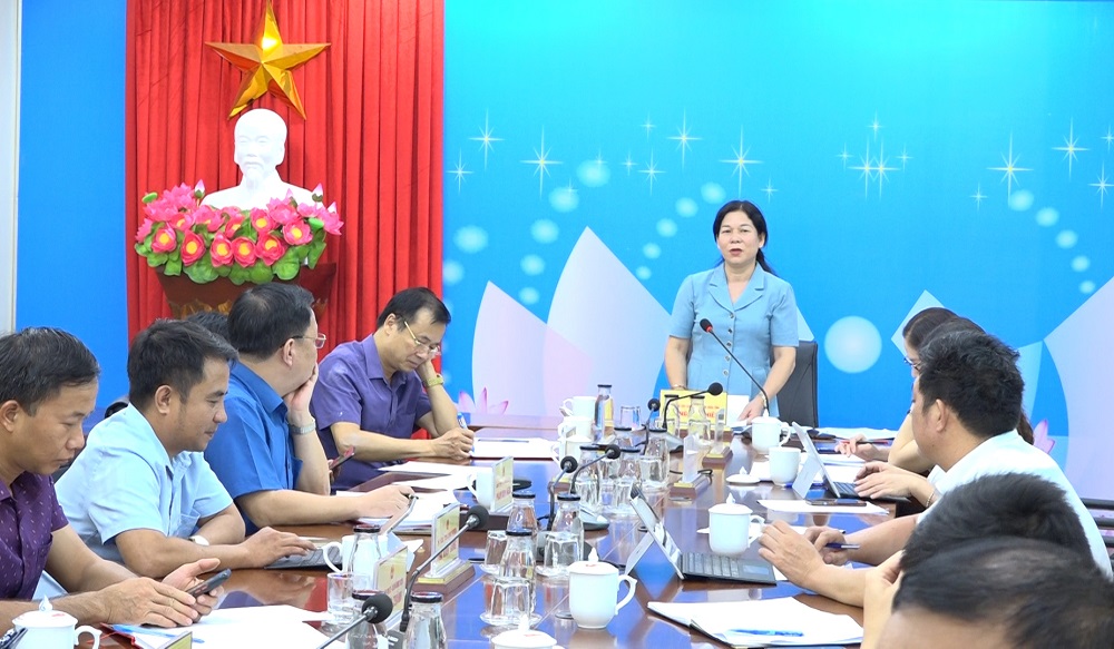 Đại biểu HĐND tỉnh khảo sát chương trình Cải tạo vườn tạp tại huyện Xín Mần