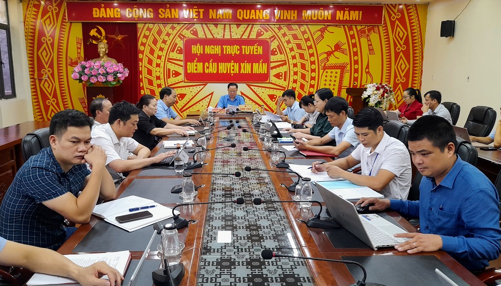 Xín Mần - Uỷ ban nhân dân tỉnh Hà giang họp phiên thường Kỳ tháng 9