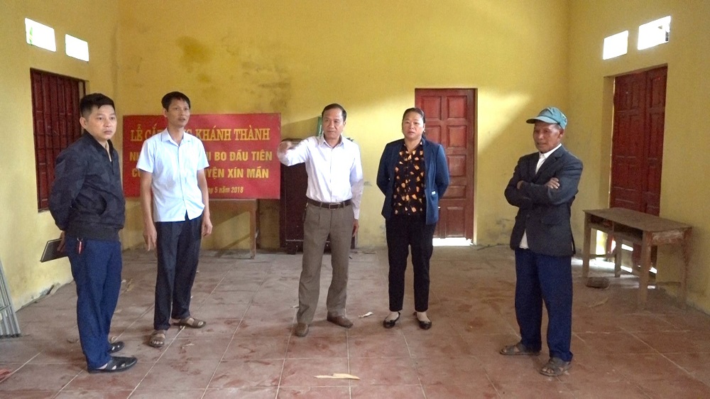 Ban Tuyên giáo Huyện ủy kiểm tra Nhà lưu niệm Chi bộ thôn Xỉn Khâu xã Chế Là