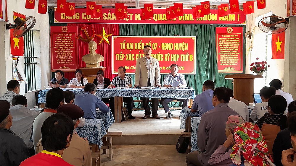 Tổ Đại biểu số 7 - HĐND huyện Xín Mần tiếp xúc cử tri tại xã Nà Chì