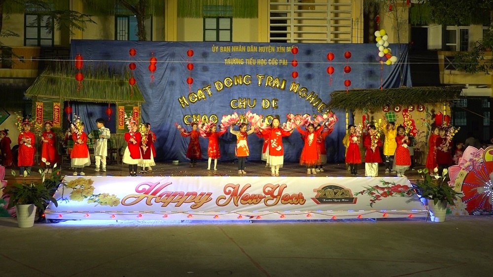 Trường Tiểu học Cốc Pài tổ chức Hoạt động trải nghiệm “Chào năm mới 2023”