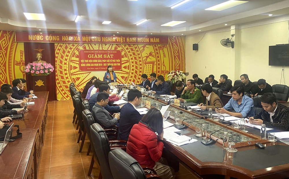 Đoàn ĐBQH khóa XV đơn vị tỉnh Hà Giang giám sát việc thực hiện chính sách, pháp luật về phát triển năng lượng tại huyện Xín Mần