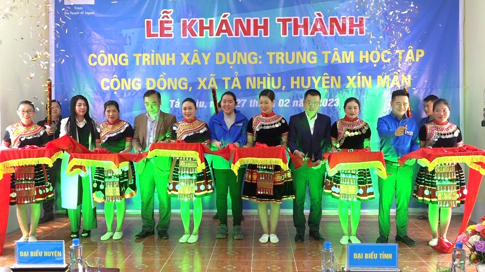 Khánh thành trung tâm học tập cộng đồng xã Tả Nhìu