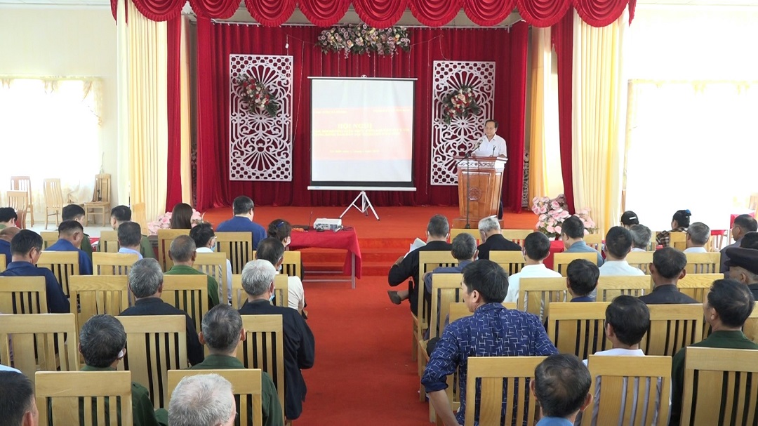 Hội nghị tập huấn bồi dưỡng kiến thức cho người có uy tín trên địa bàn huyện Xín Mần