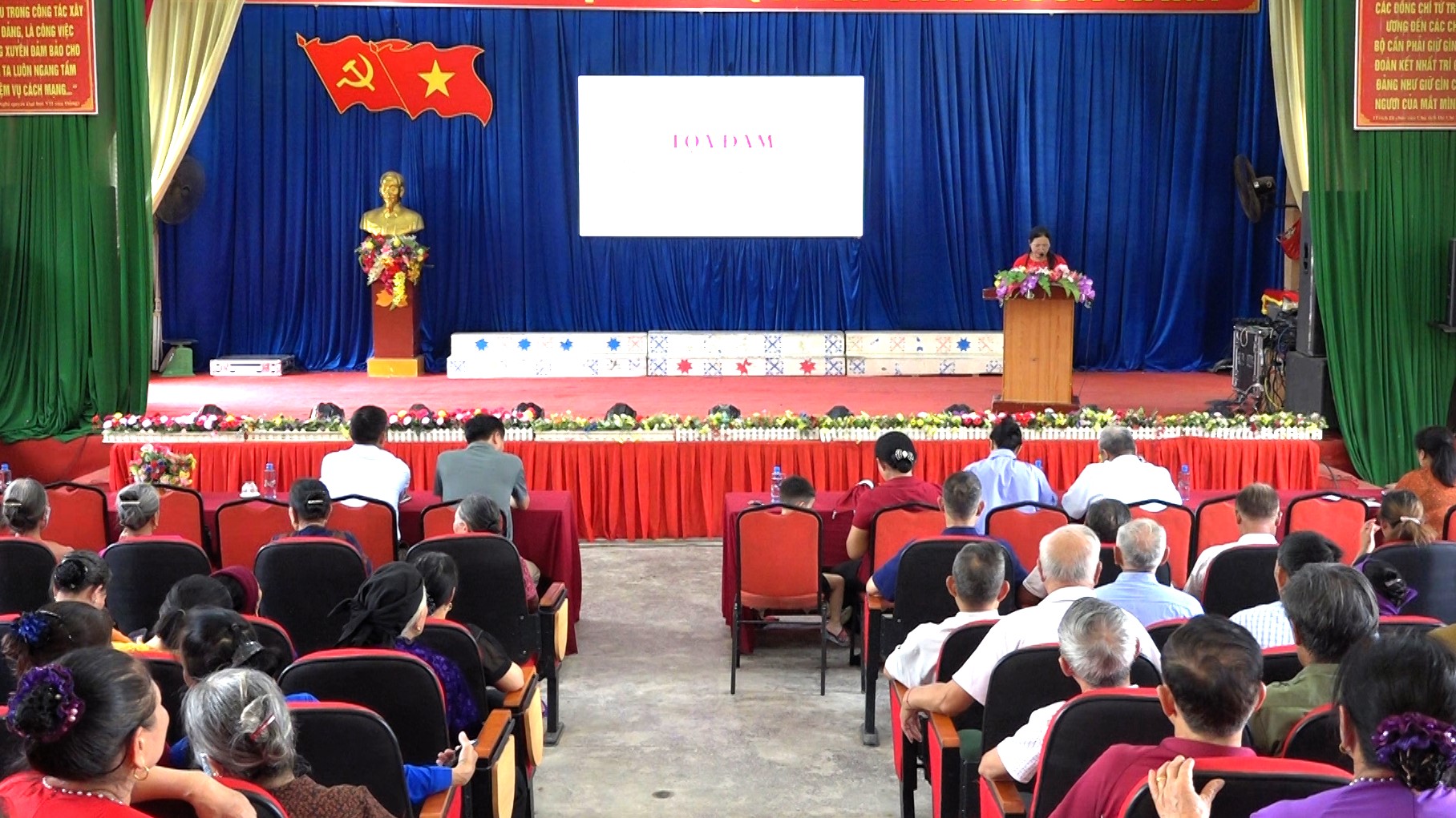 Hội người cao tuổi thị trấn Cốc Pài tổ chức Toạ đàm 82 năm ngày người cao tuổi Việt Nam
